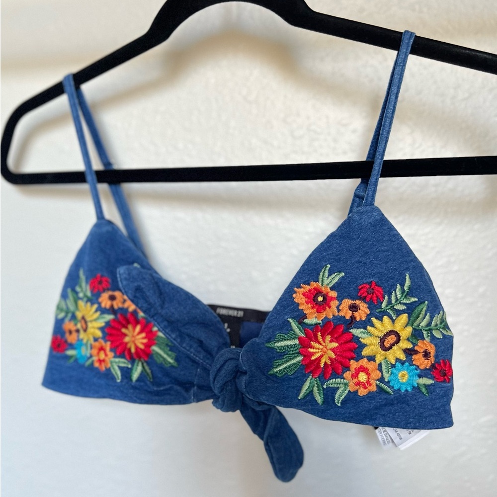 Forever 21 Size Small Flower Embroidered Crop Jean Top